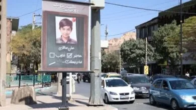 ادای احترام به«لاله‌های پرپرشده‌ میناب» در آستانه بازگشایی مدارس کرمان